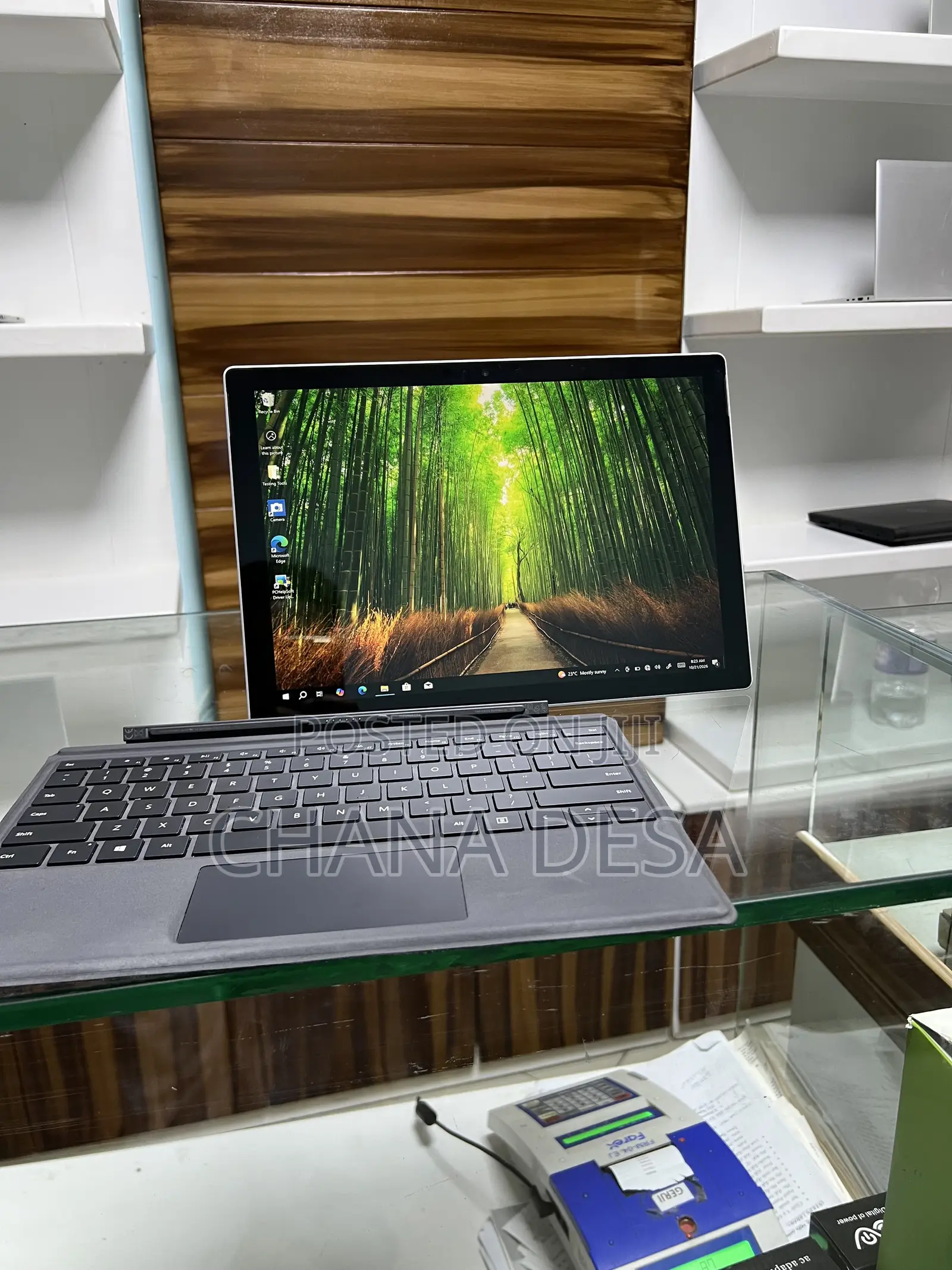 New Laptop Microsoft Surface Pro 6 8GB Intel Core i5 SSD 256GB