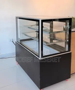 Ugur Cake Display Fridge
