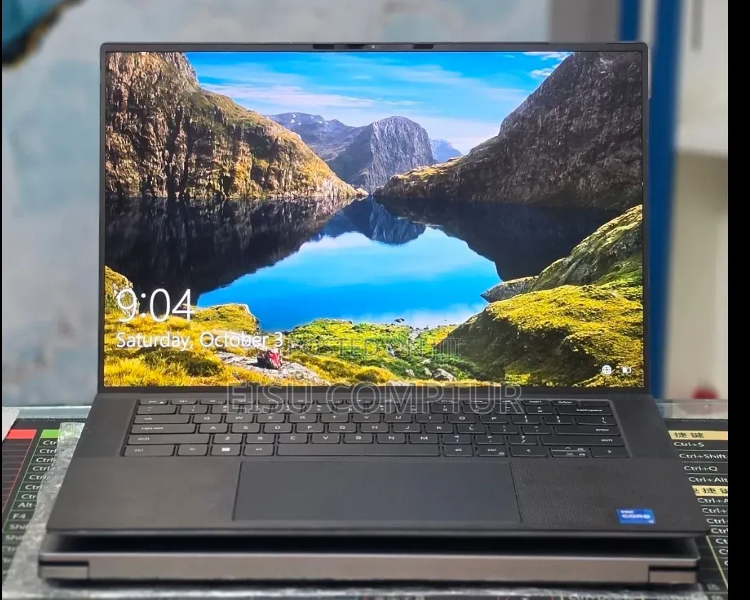 New Laptop Dell Precision 5570 16GB Intel Core i7 SSD 512GB