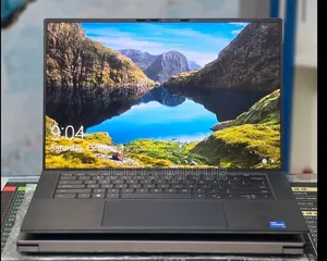 New Laptop Dell Precision 5570 16GB Intel Core i7 SSD 512GB