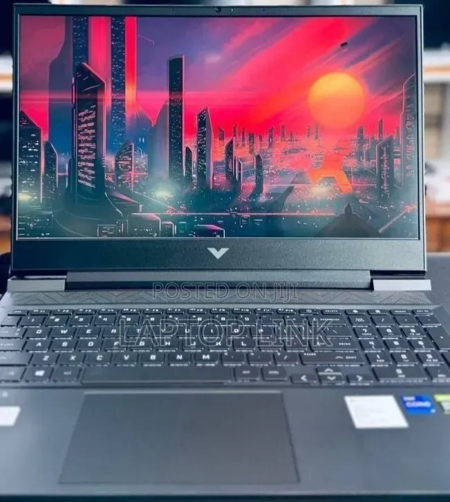 New Laptop HP Victus 16 16GB Intel Core i7 SSD 512GB
