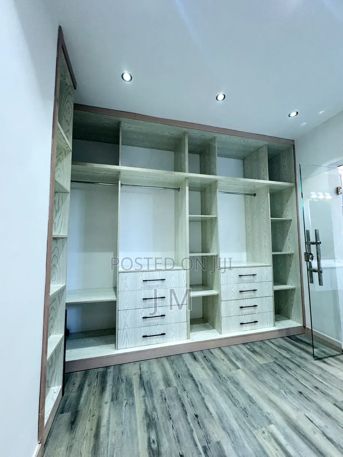 Furnished 3bdrm Apartment in Kirkos for rent
