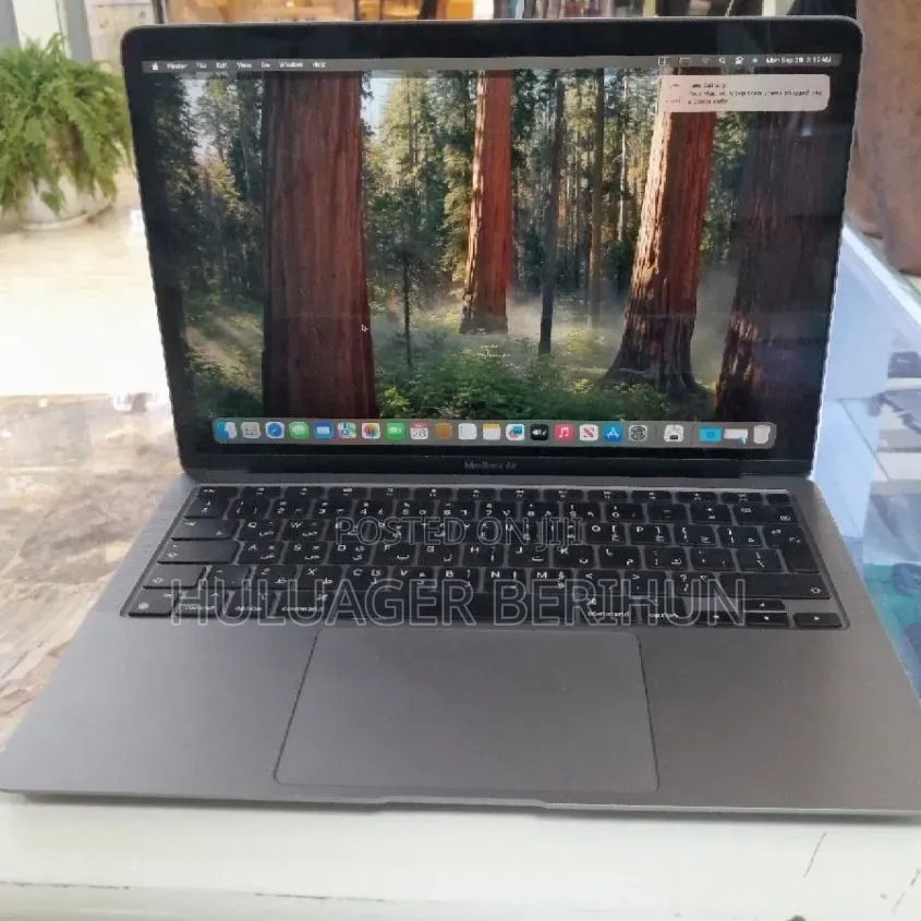New Laptop Apple MacBook Air 2020 M1 8GB Apple M1 SSD 256GB