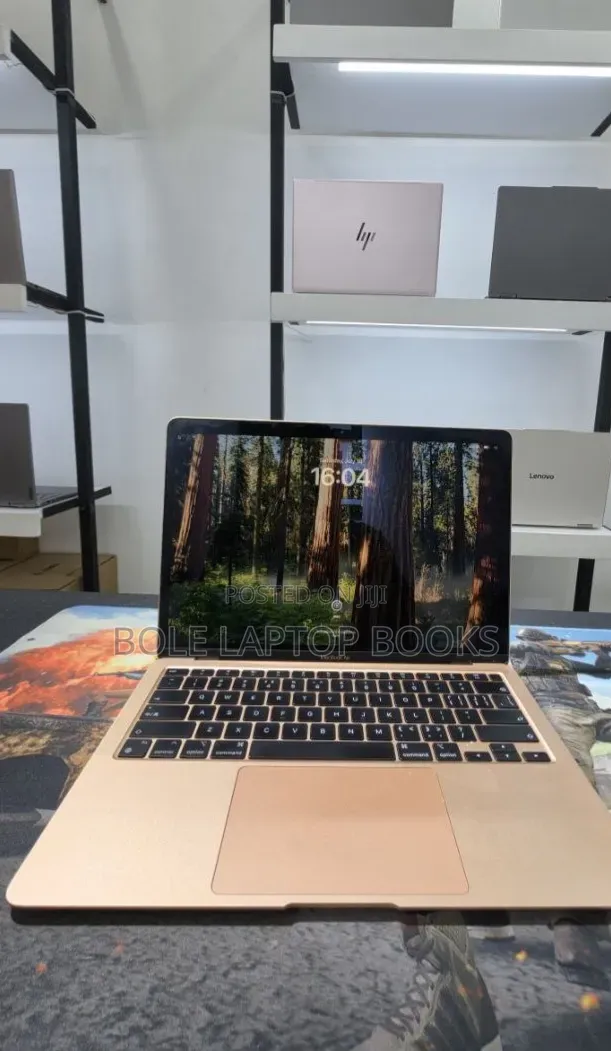 New Laptop Apple MacBook Air 2020 M1 8GB Apple M1 SSD 256GB