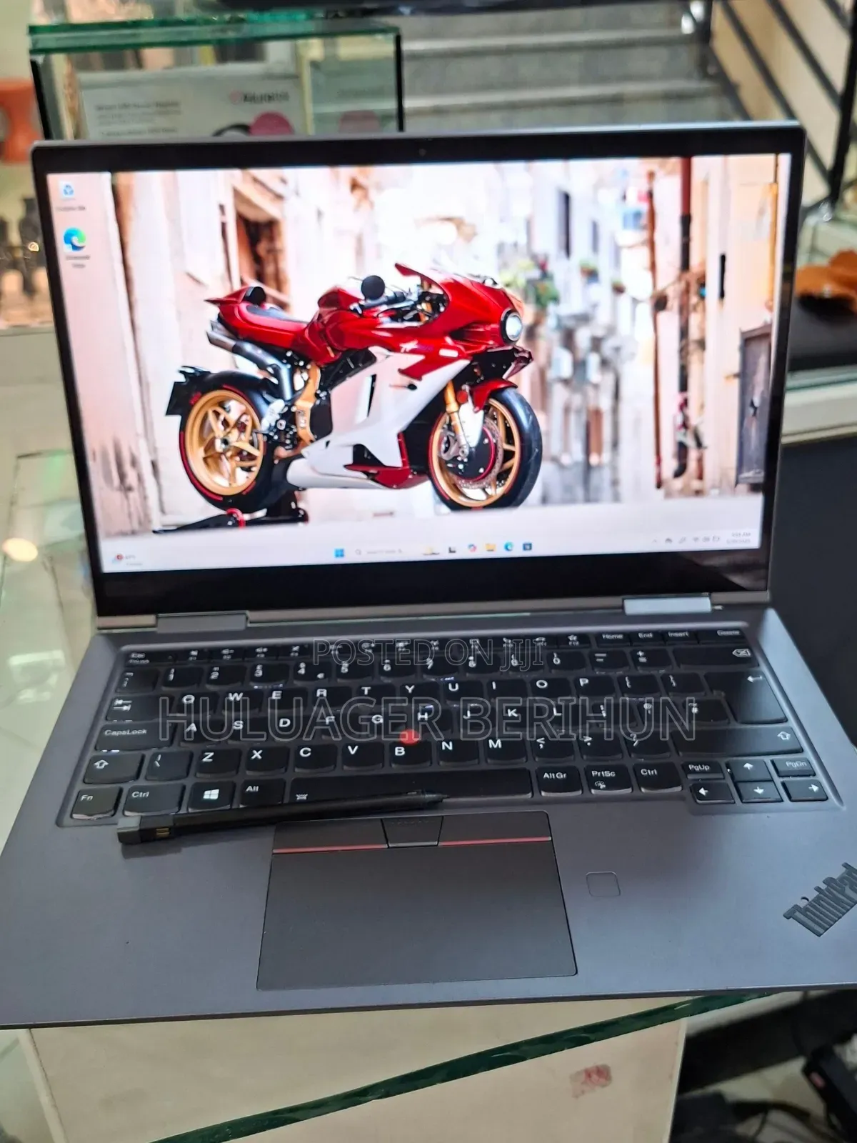 New Laptop Lenovo ThinkPad X1 Yoga 16GB Intel Core i7 SSD 512GB