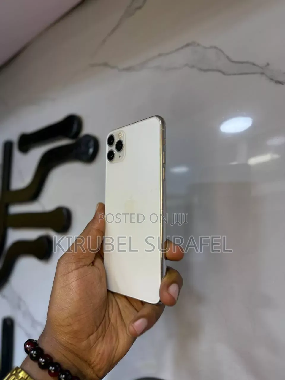 New Apple iPhone 11 Pro Max 64 GB White