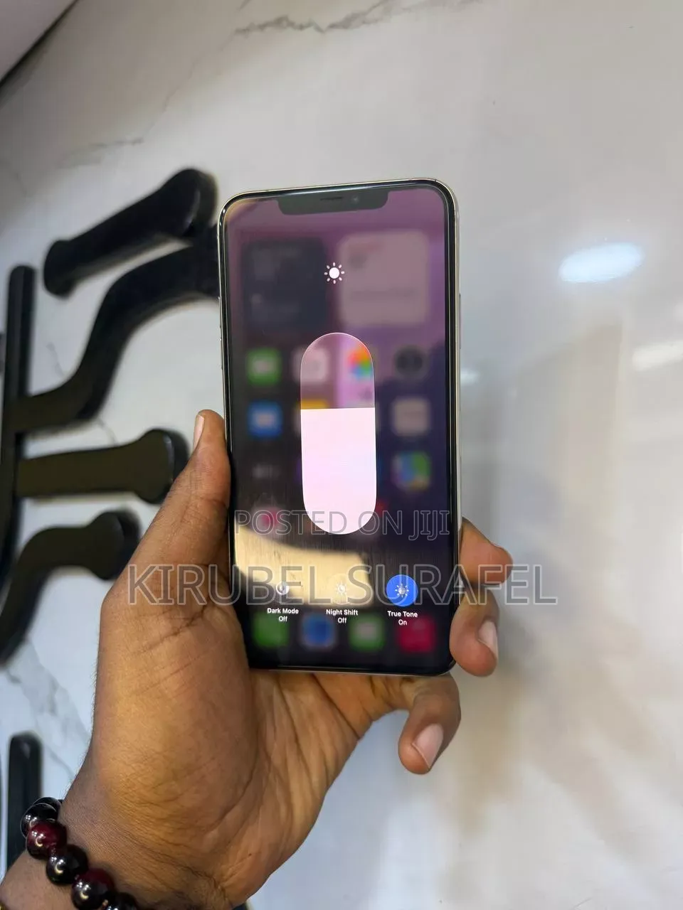 New Apple iPhone 11 Pro Max 64 GB White