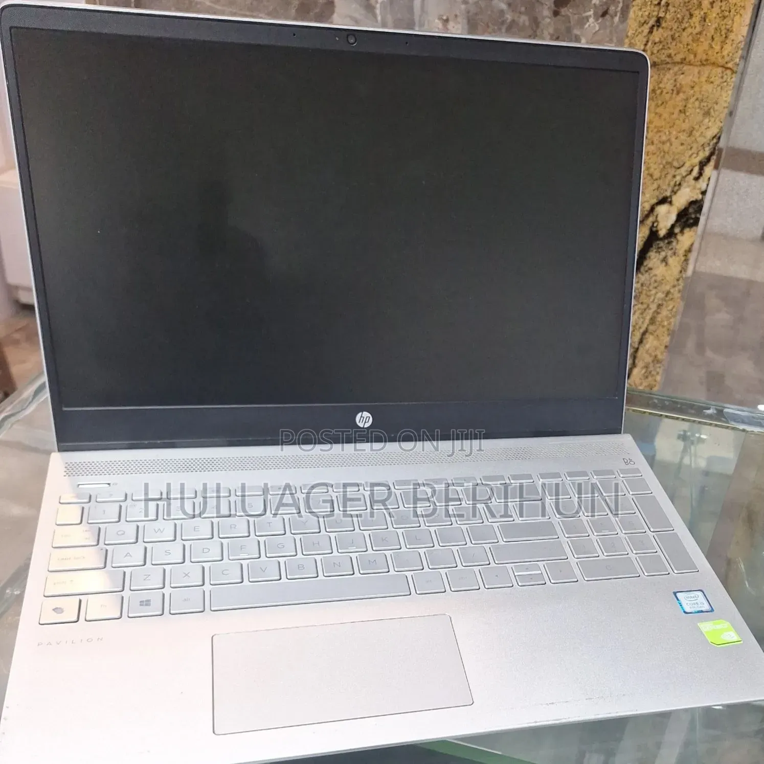New Laptop HP Pavilion 15 8GB Intel Core i5 SSD 256GB