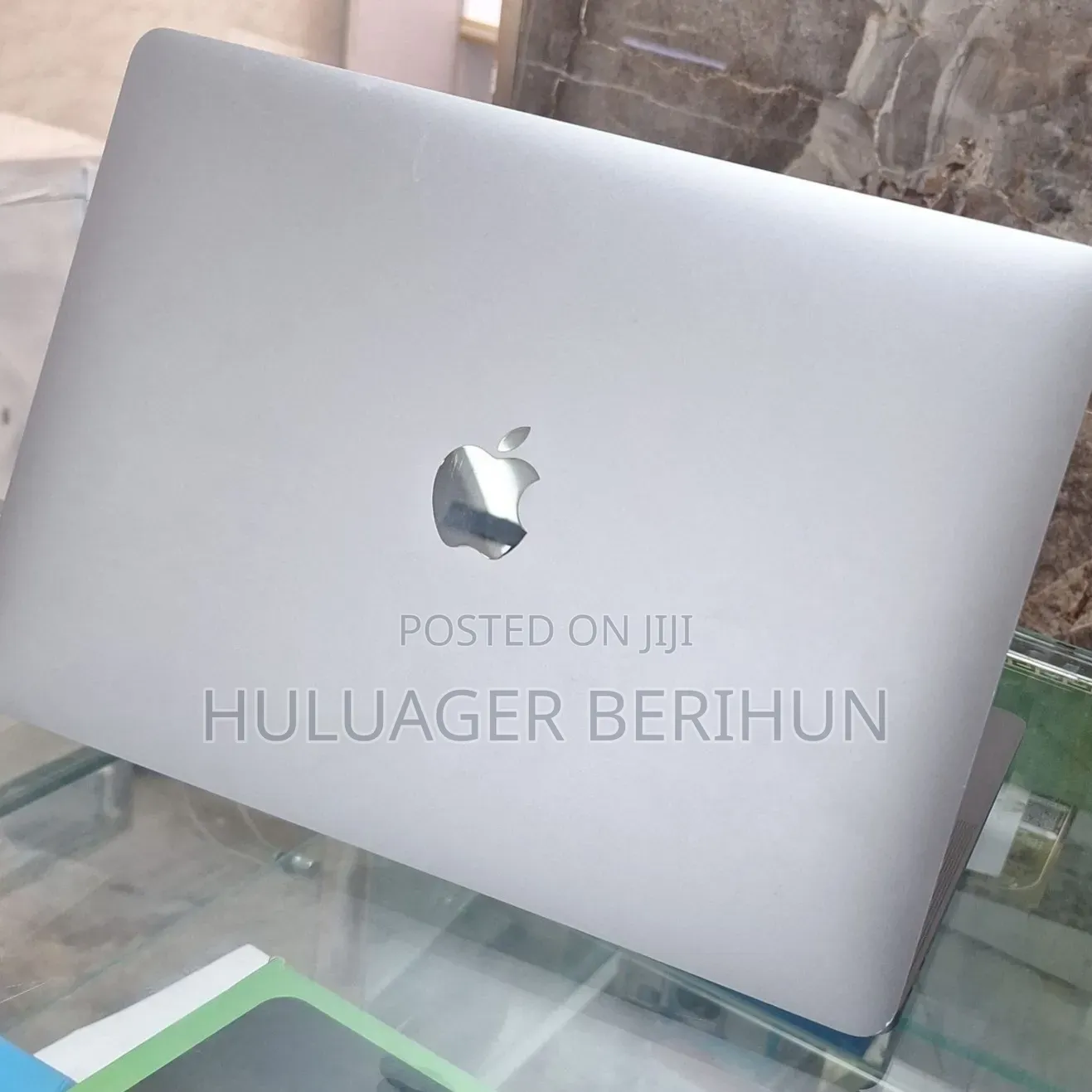 New Laptop Apple MacBook Air 2020 M1 8GB Apple M1 SSD 256GB