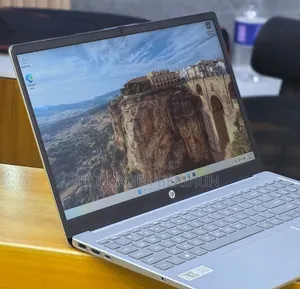 New Laptop HP Stream Notebook 16GB Intel Core i7 SSD 512GB