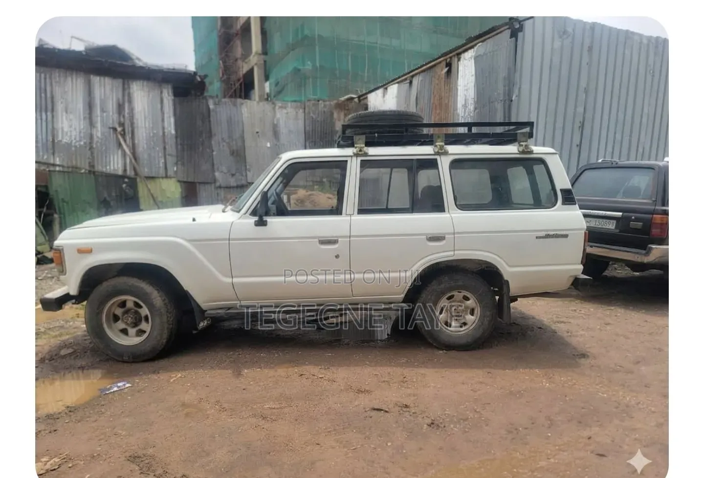 Toyota Land Cruiser 1985 White