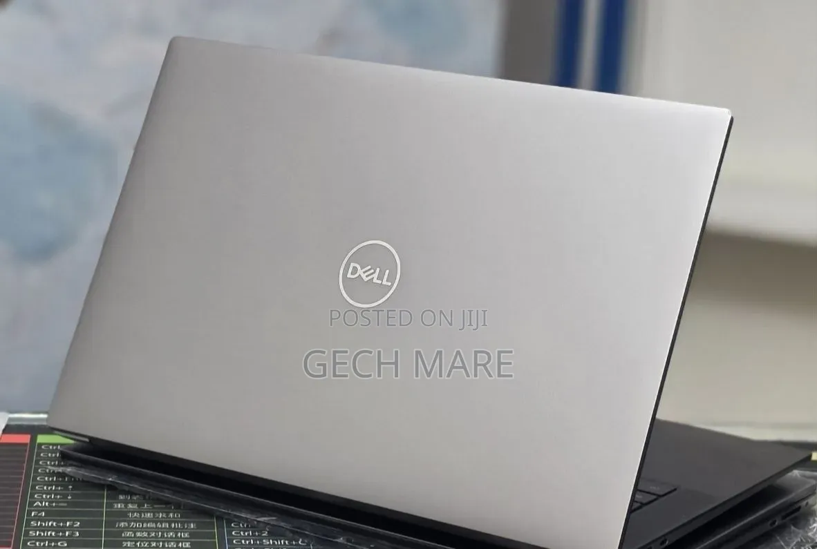 New Laptop Dell Precision 5540 16GB Intel Core i5 SSD 512GB