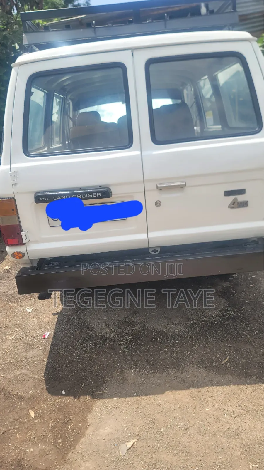Toyota Land Cruiser 1985 White