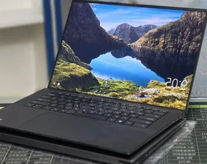 New Laptop Dell Precision 5570 16GB Intel Core i7 SSD 512GB