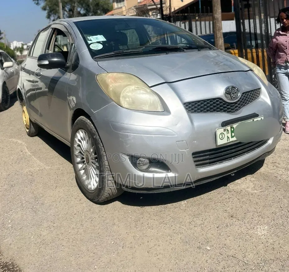 Toyota Yaris 2008 Silver