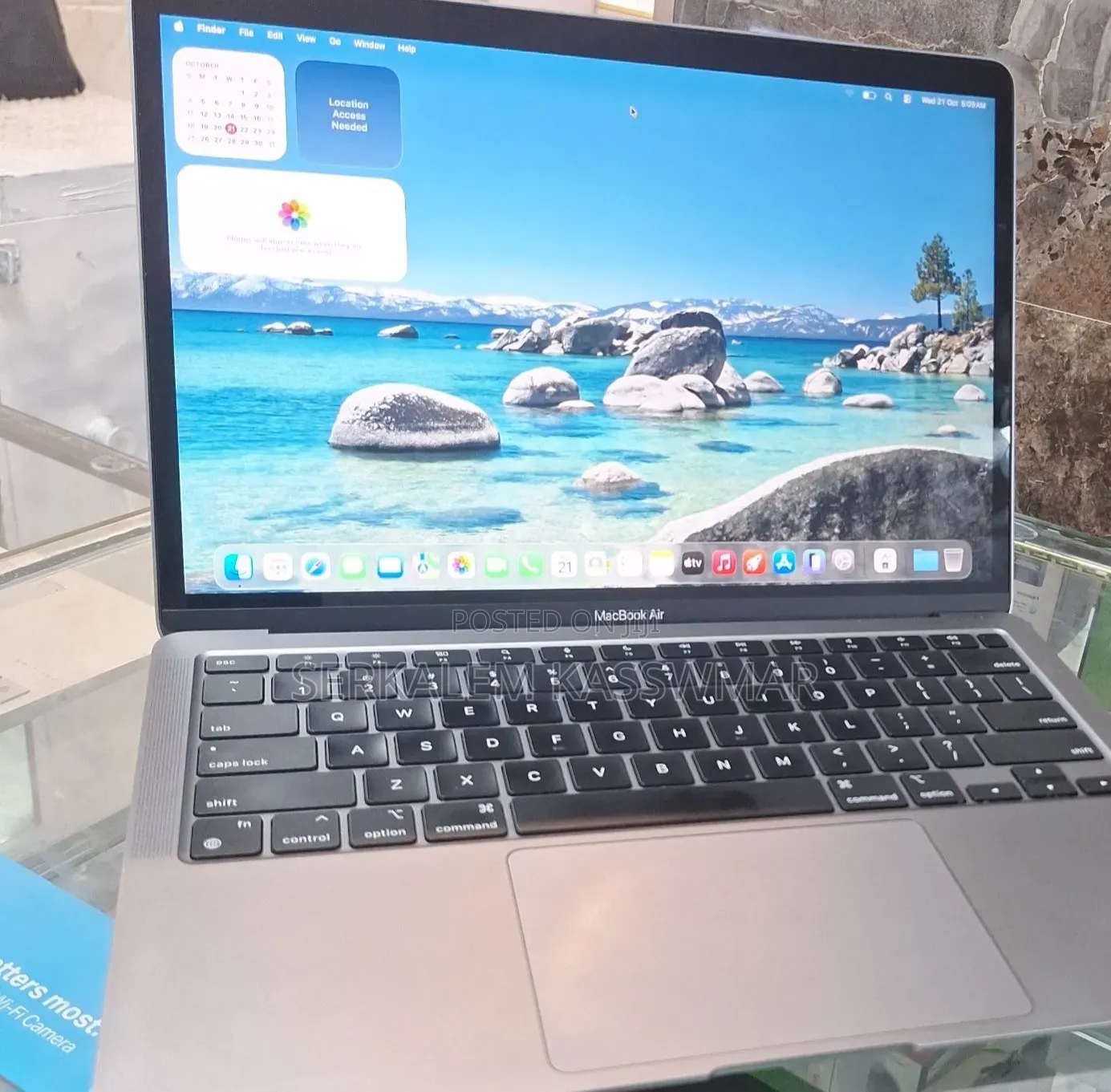 New Laptop Apple MacBook Air 2020 M1 8GB Apple M1 SSD 256GB