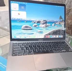 New Laptop Apple MacBook Air 2020 M1 8GB Apple M1 SSD 256GB