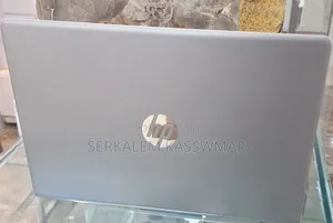 New Laptop HP Pavilion 15 8GB Intel Core i5 SSD 256GB