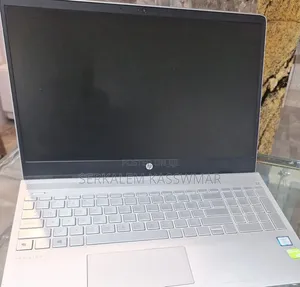 New Laptop HP Pavilion 15 8GB Intel Core i5 SSD 256GB
