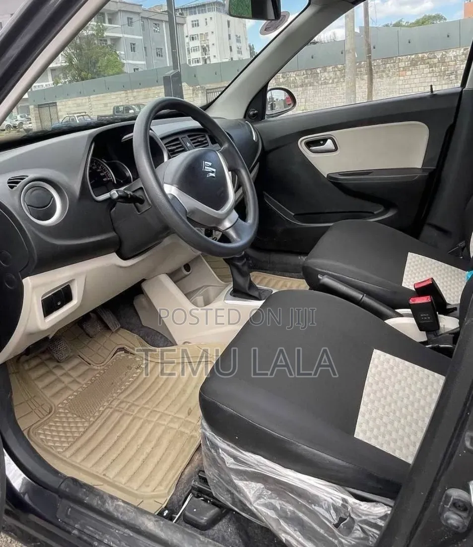 Suzuki Alto 2023 Black
