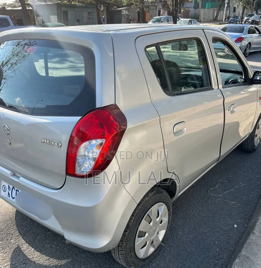 Suzuki Alto 2023 White
