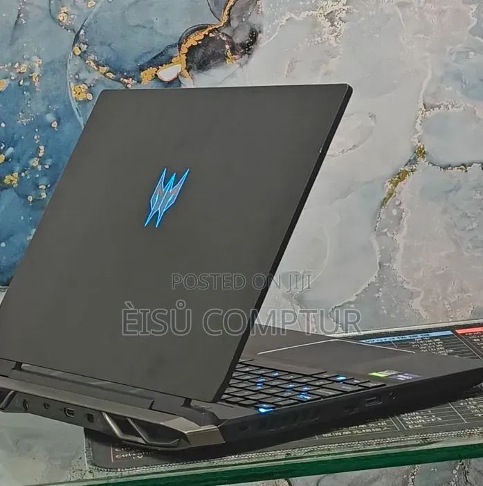 New Laptop Acer Predator Helios 300 16GB Intel Core i9 SSD 1T