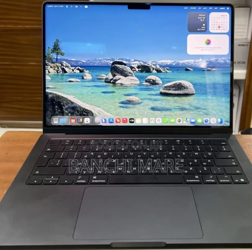 New Laptop Apple MacBook Pro 2025 M5 24GB Apple M5 SSD 1T