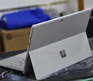 New Laptop Microsoft Surface Pro 7+ 16GB Intel Core i5 SSD 256GB