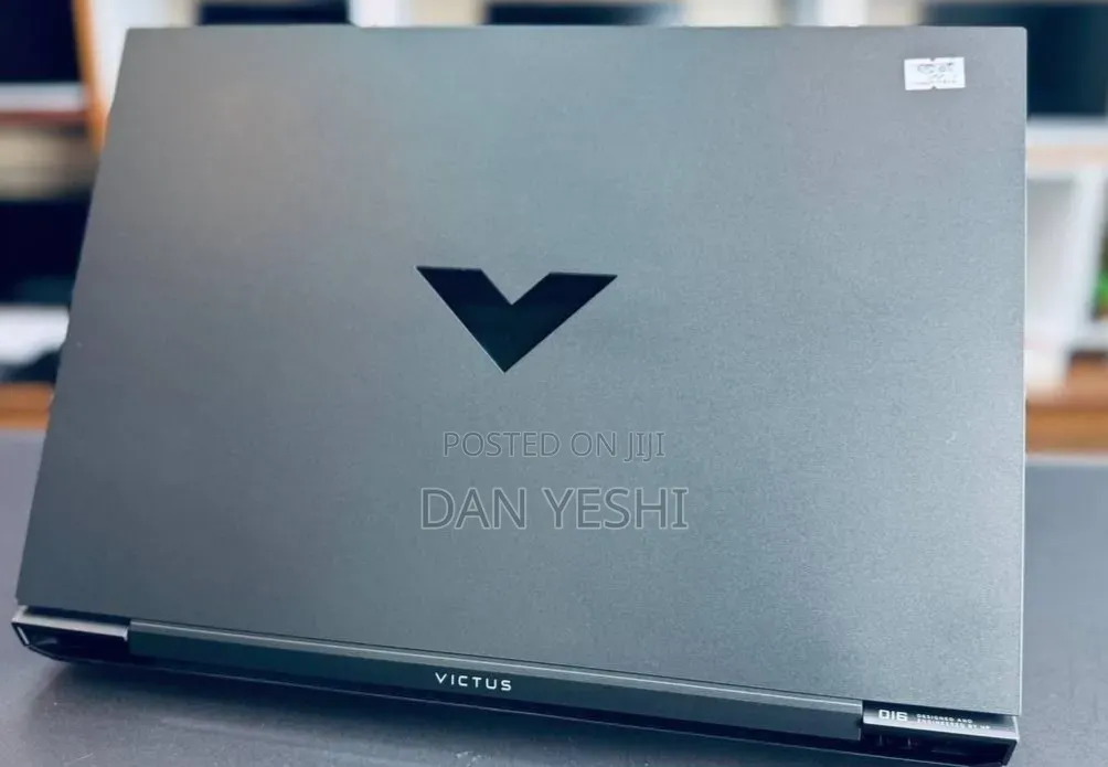 New Laptop HP Victus 16 16GB Intel Core i7 SSD 512GB