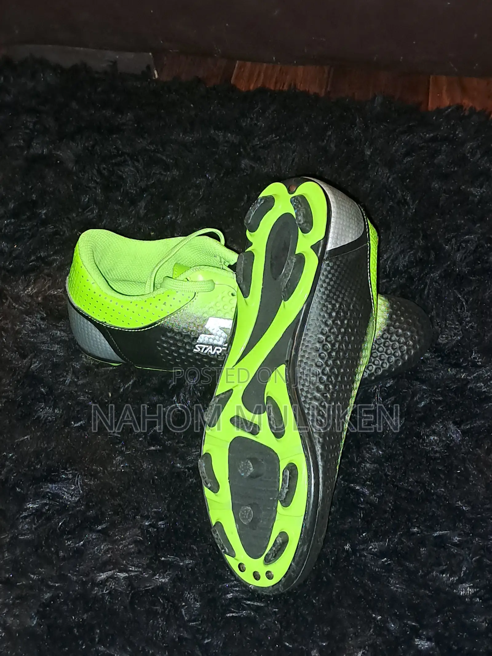 Starter Neon Volt Green & Black Soccer Cleats (EU 39 / US Mens 6.5)