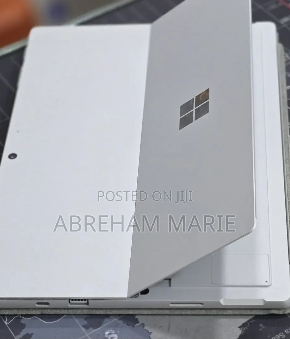 New Laptop Microsoft Surface Pro 7 16GB Intel Core i5 SSD 256GB