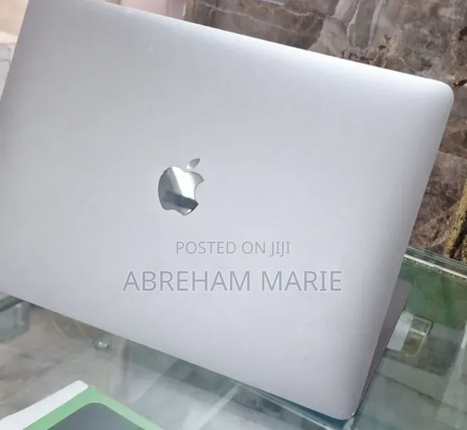 New Laptop Apple MacBook Air 2020 M1 8GB Apple M1 SSD 256GB