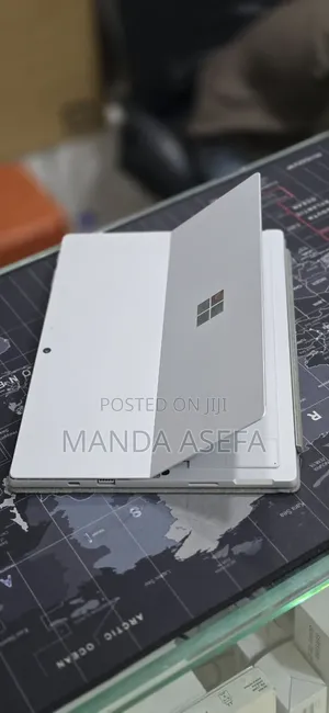New Laptop Microsoft Surface Pro 7+ 16GB Intel Core i5 SSD 256GB