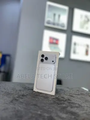 New Apple iPhone 17 Pro Max 256 GB Silver