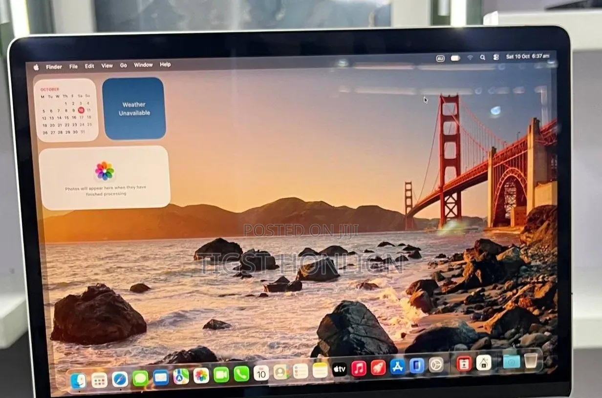 New Laptop Apple MacBook 16GB Apple M2 SSD 256GB