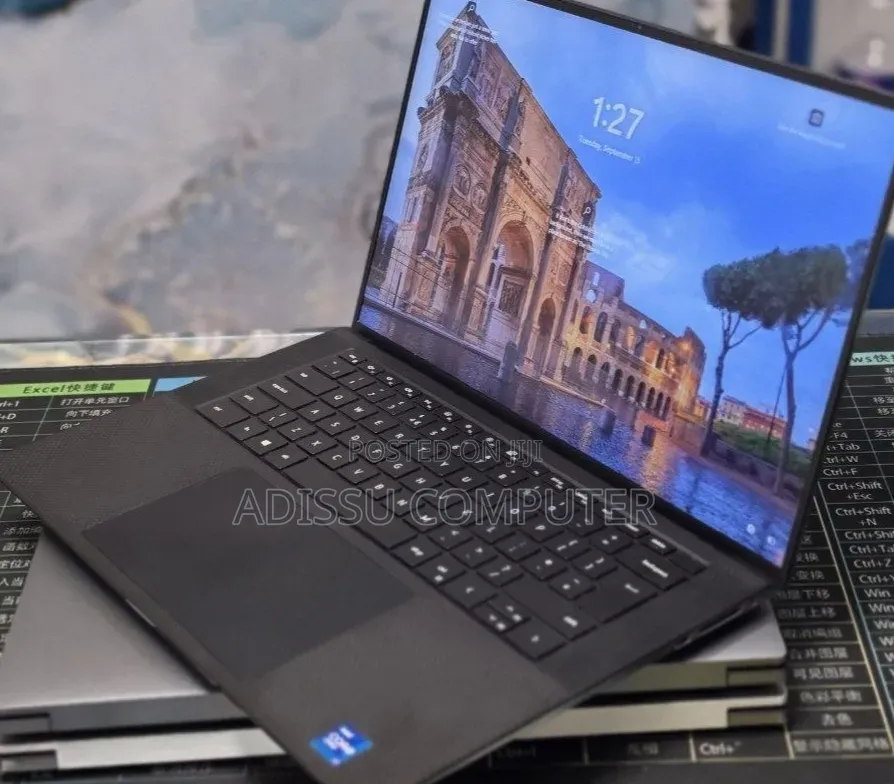 New Laptop Dell Precision 5560 32GB Intel Core i7 SSD 1T