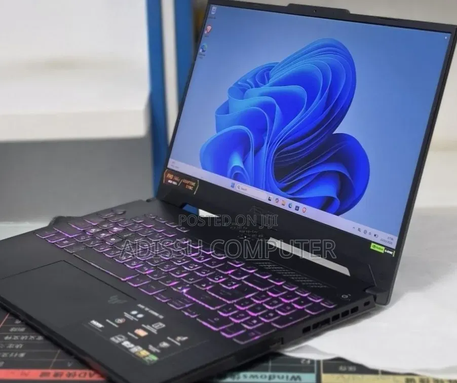 New Laptop Asus ROG Strix G15 16GB Intel Core i7 SSD 1T