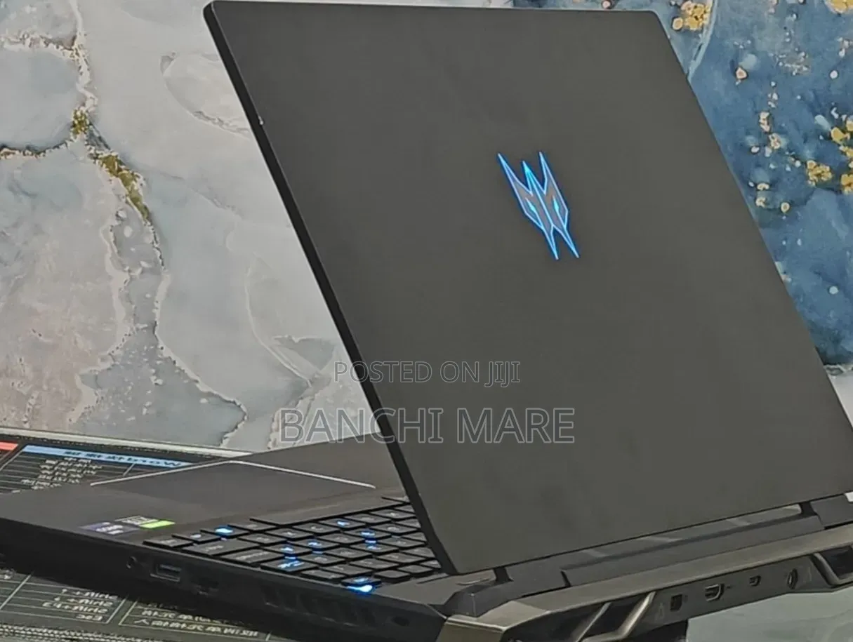 New Laptop Acer Predator Helios 300 16GB Intel Core i9 SSD 1T
