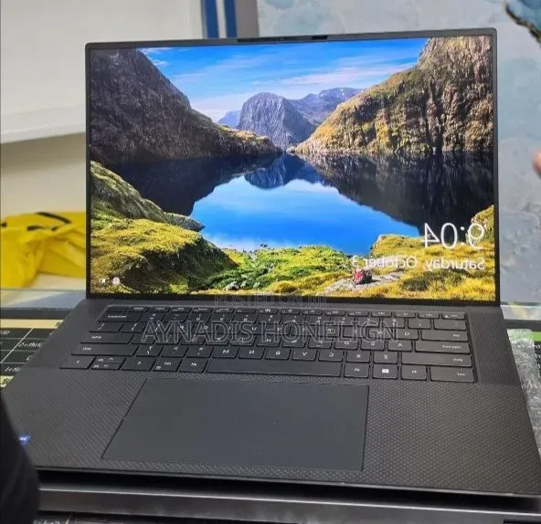 New Laptop Dell Precision 5570 16GB Intel Core i7 SSD 512GB