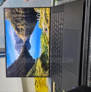 New Laptop Dell Precision 5570 16GB Intel Core i7 SSD 512GB