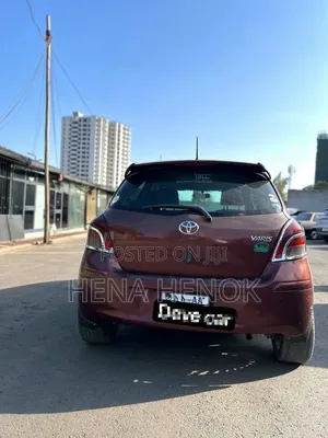 Toyota Yaris 2010 Burgundy