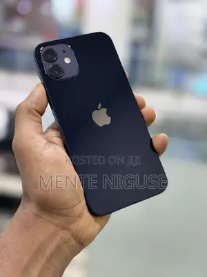 New Apple iPhone 12 128 GB Black