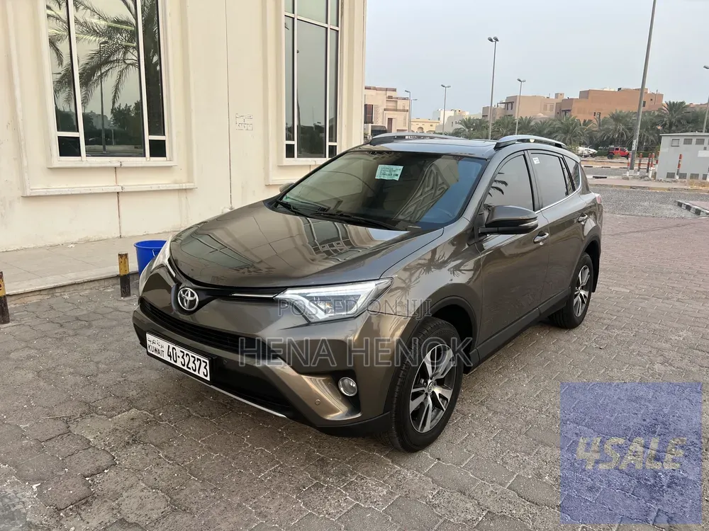 Toyota RAV4 2016 Gray