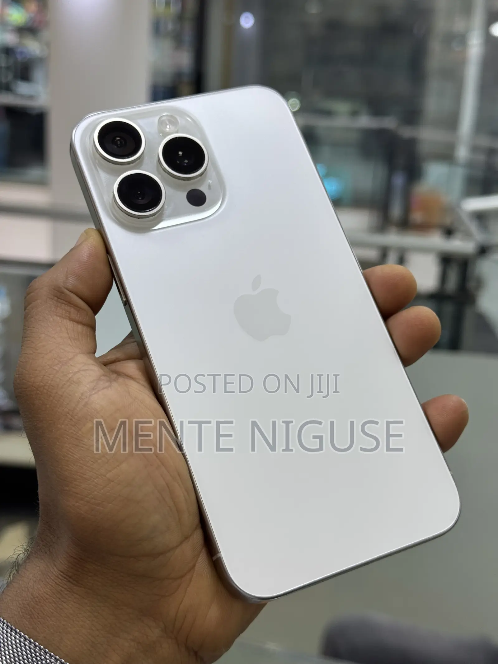 Apple iPhone 15 Pro Max 256 GB White