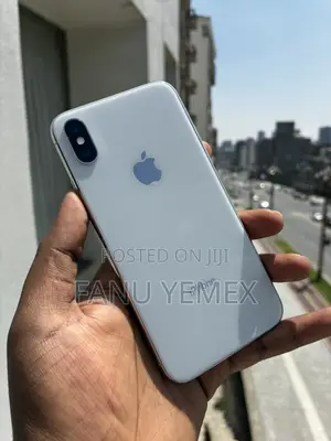Apple iPhone X 64 GB White