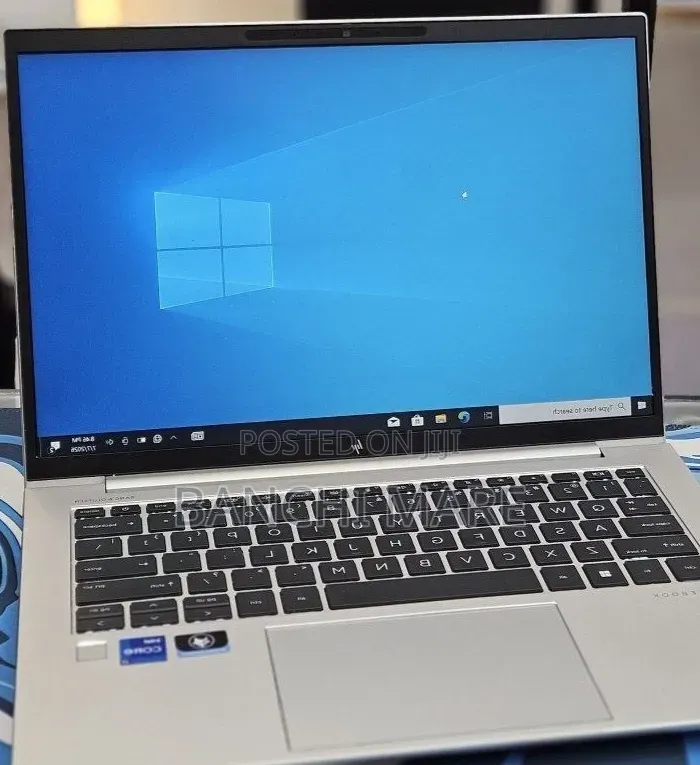 New Laptop HP EliteBook 630 G10 16GB Intel Core i7 SSD 512GB