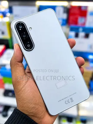 New Samsung Galaxy M17 5G 128 GB White