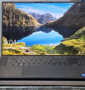 New Laptop Dell Precision 5570 16GB Intel Core i7 SSD 512GB