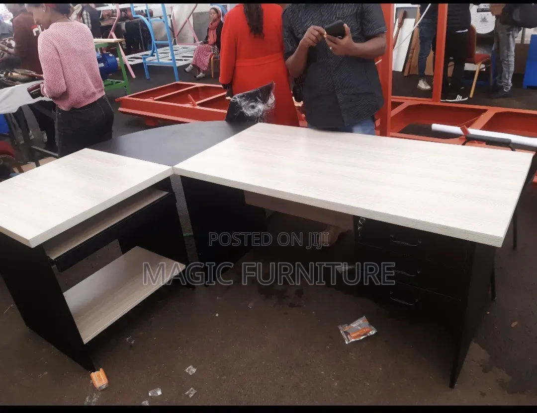Lshape Table