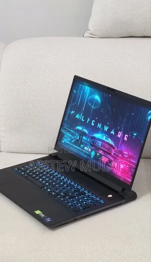 New Laptop Alienware M18X R2 32GB Intel Core i9 SSD 2T